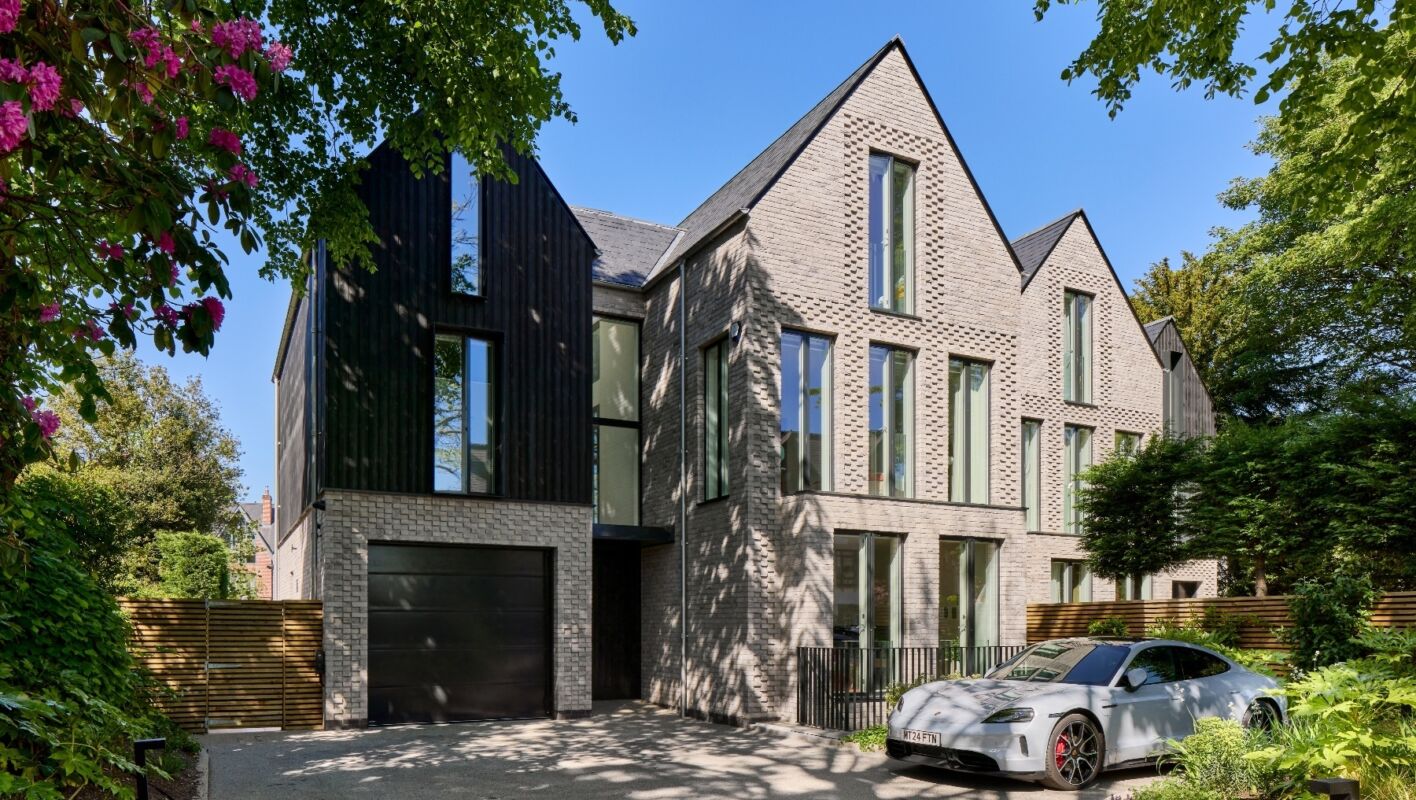 21 Didsbury Park 001