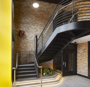 Sona Spray K 13 black fcx white Hufton Crow 004