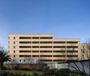 Balmoral Castle and Darwin House 3