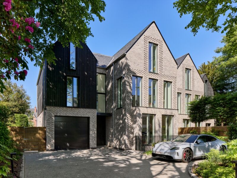 21 Didsbury Park 001
