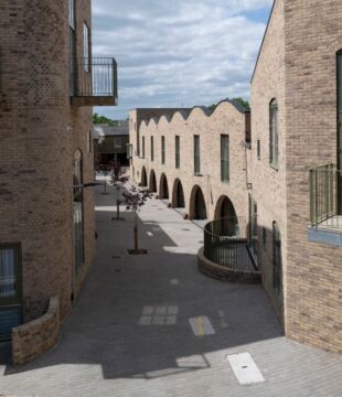 Woodmore Mews 04