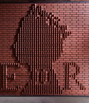 A brick tribute 2 HM Queen Elizabeth