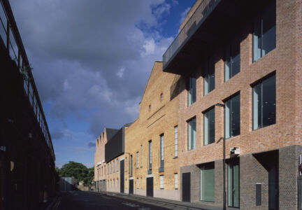 2 NEWPORT STREET GALLERY LEGACY Photo Credit Helene Binet