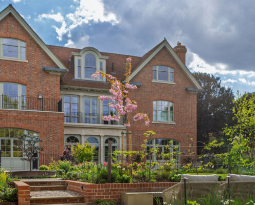 Family Home Wimbledon image 1