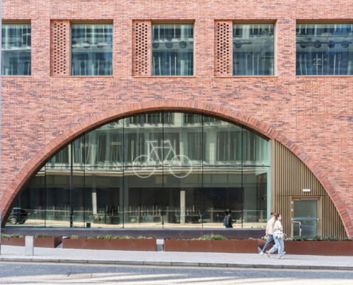 Kinlan Brickwork No3 Circle Square1