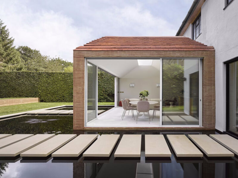 Metroland House Dominic Mc Kenzie Architects 05 Photography by Will Pryce